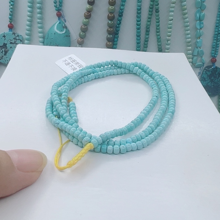 绿松石未镶嵌颈饰