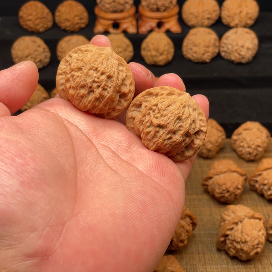 文玩核桃把件42崔凯