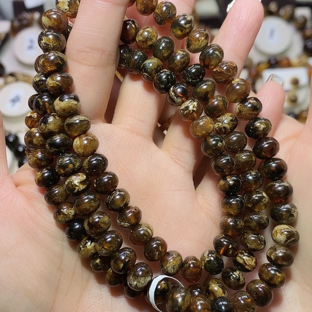 超***尘琥珀未镶嵌裸石花蜡8