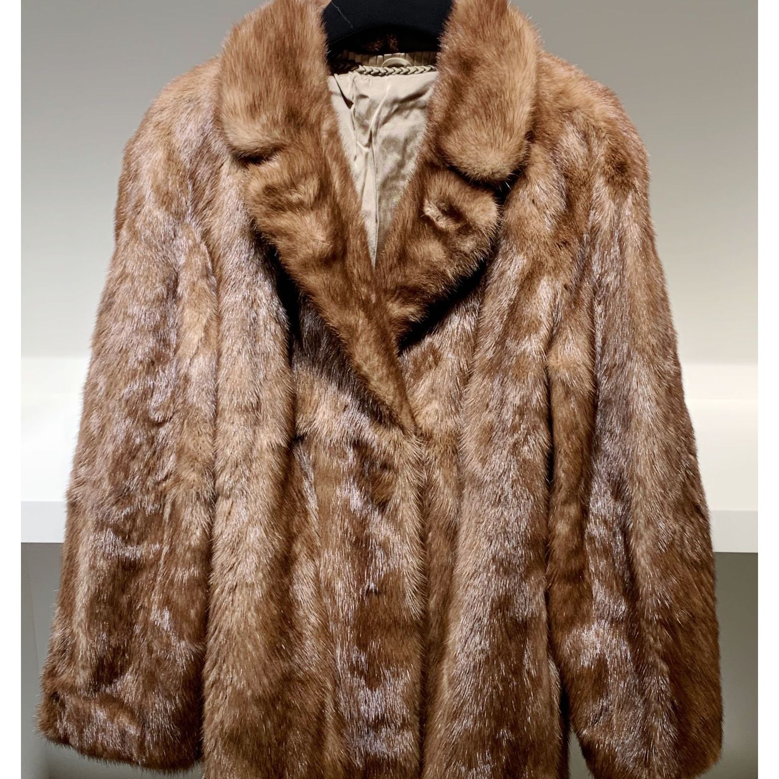 皮草 二店/10717931