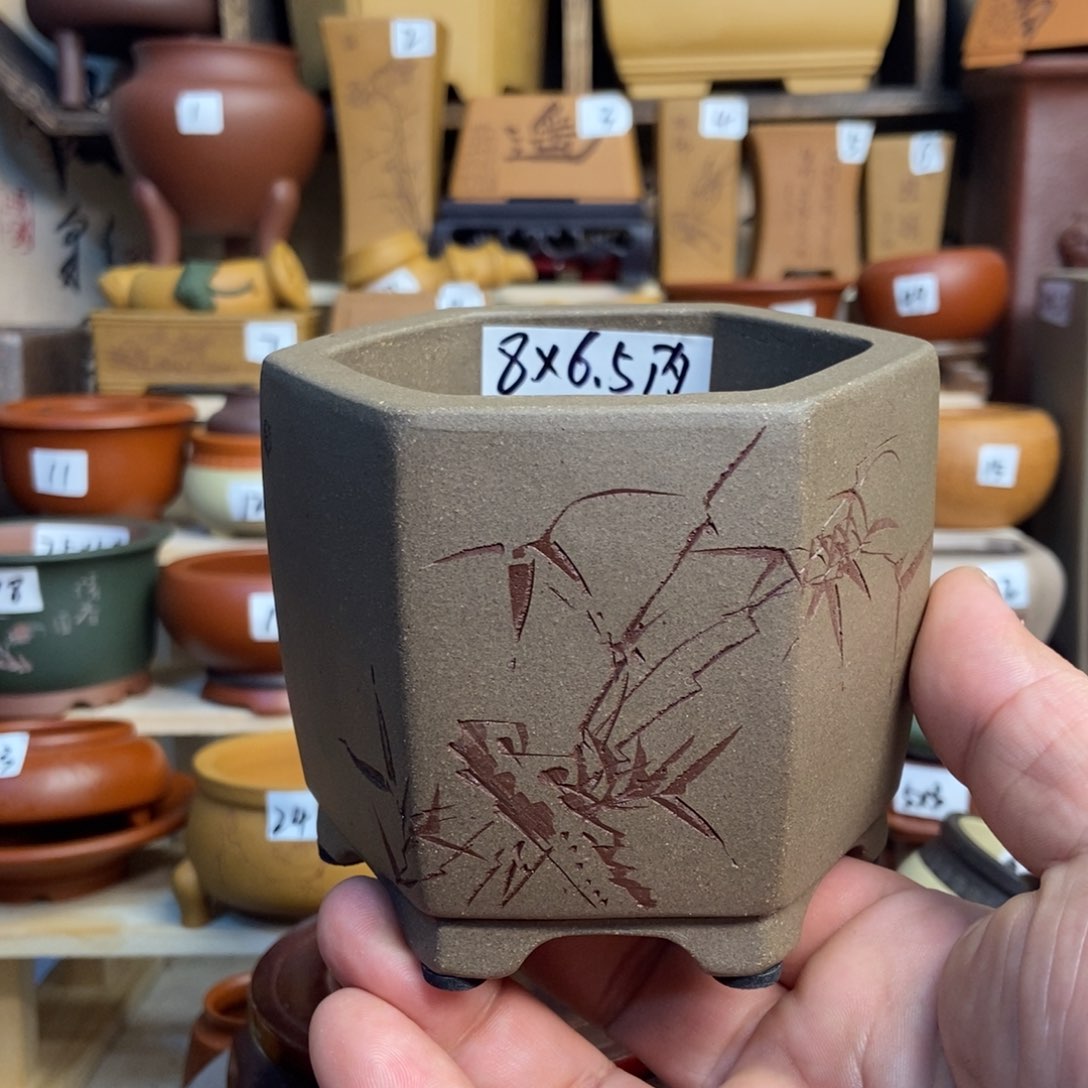 紫砂花盆苏兵，内口经尺寸8×6.5