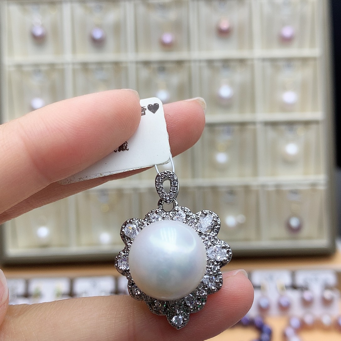 颈饰合金淡水珍珠