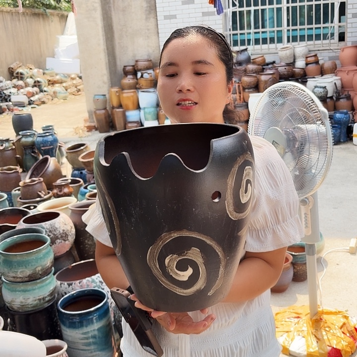 口25高31一个盆子。