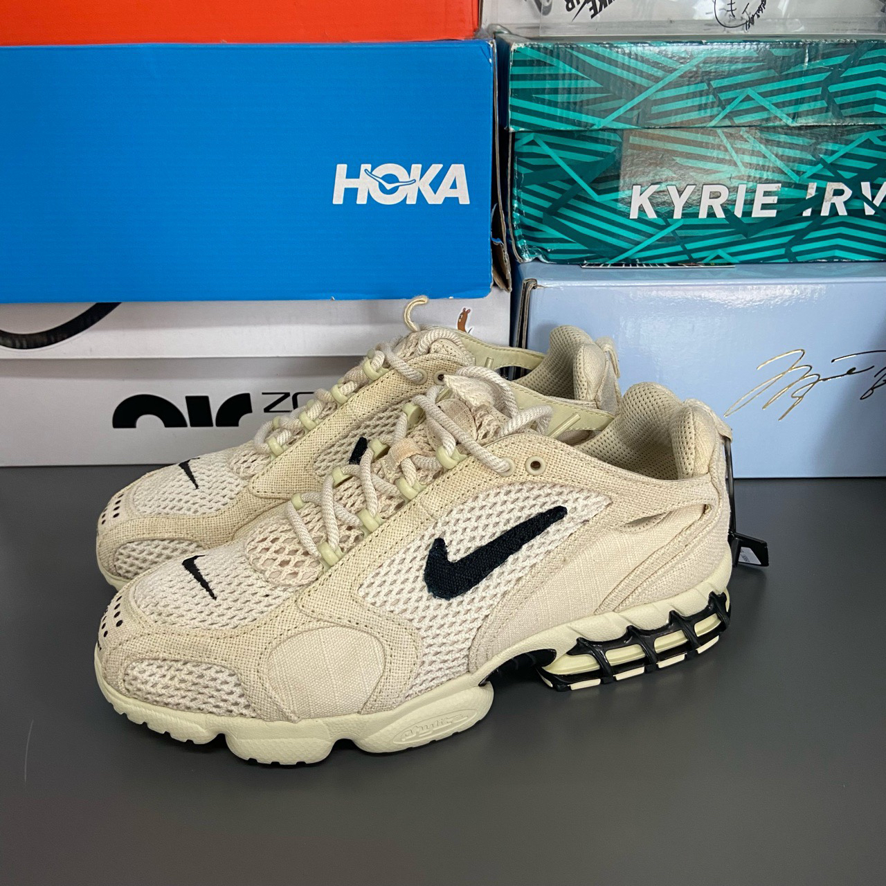 99新 NIKE/耐克 42码 stussy spiridon cage2 沙漠黄 11829593