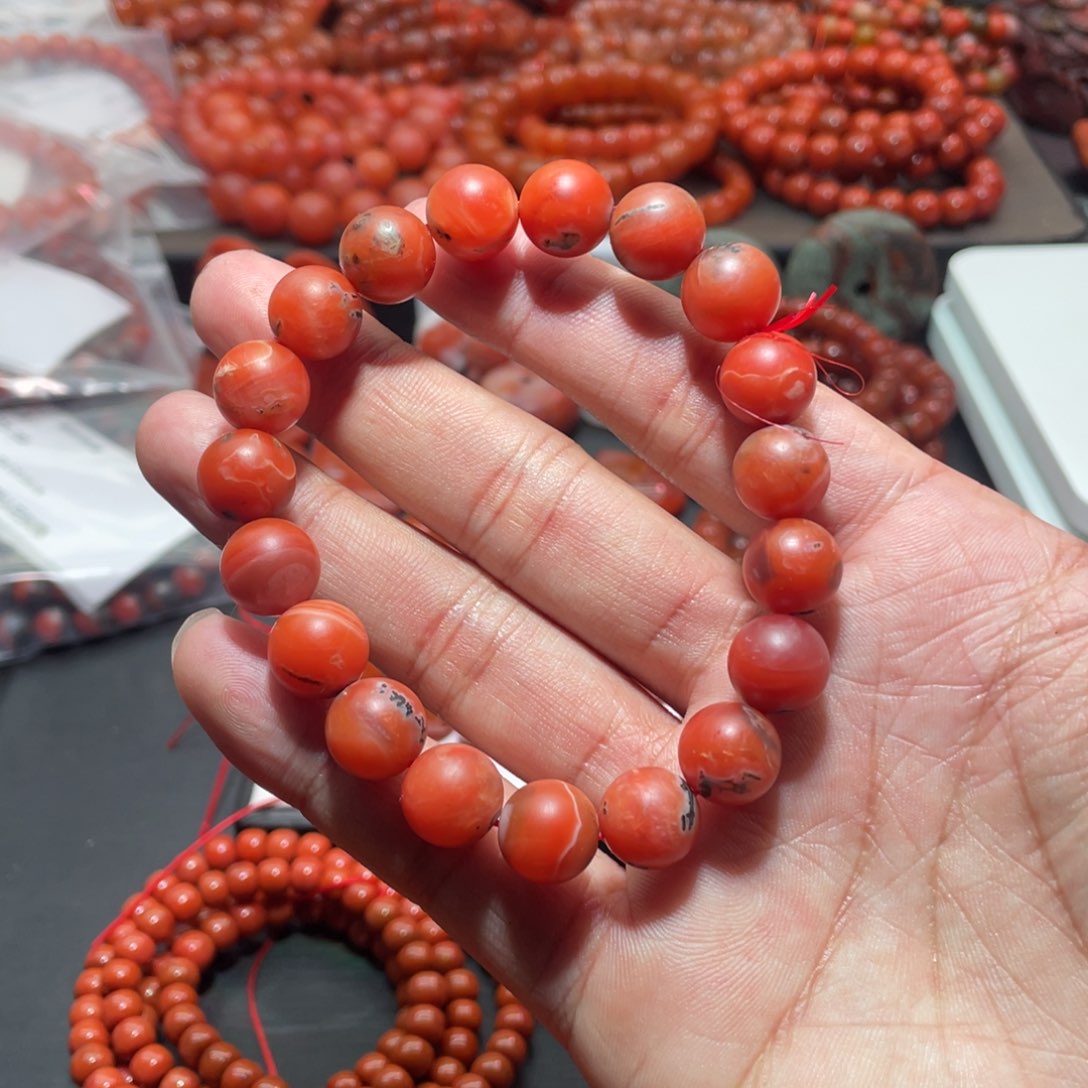 南红玛瑙手链未镶嵌