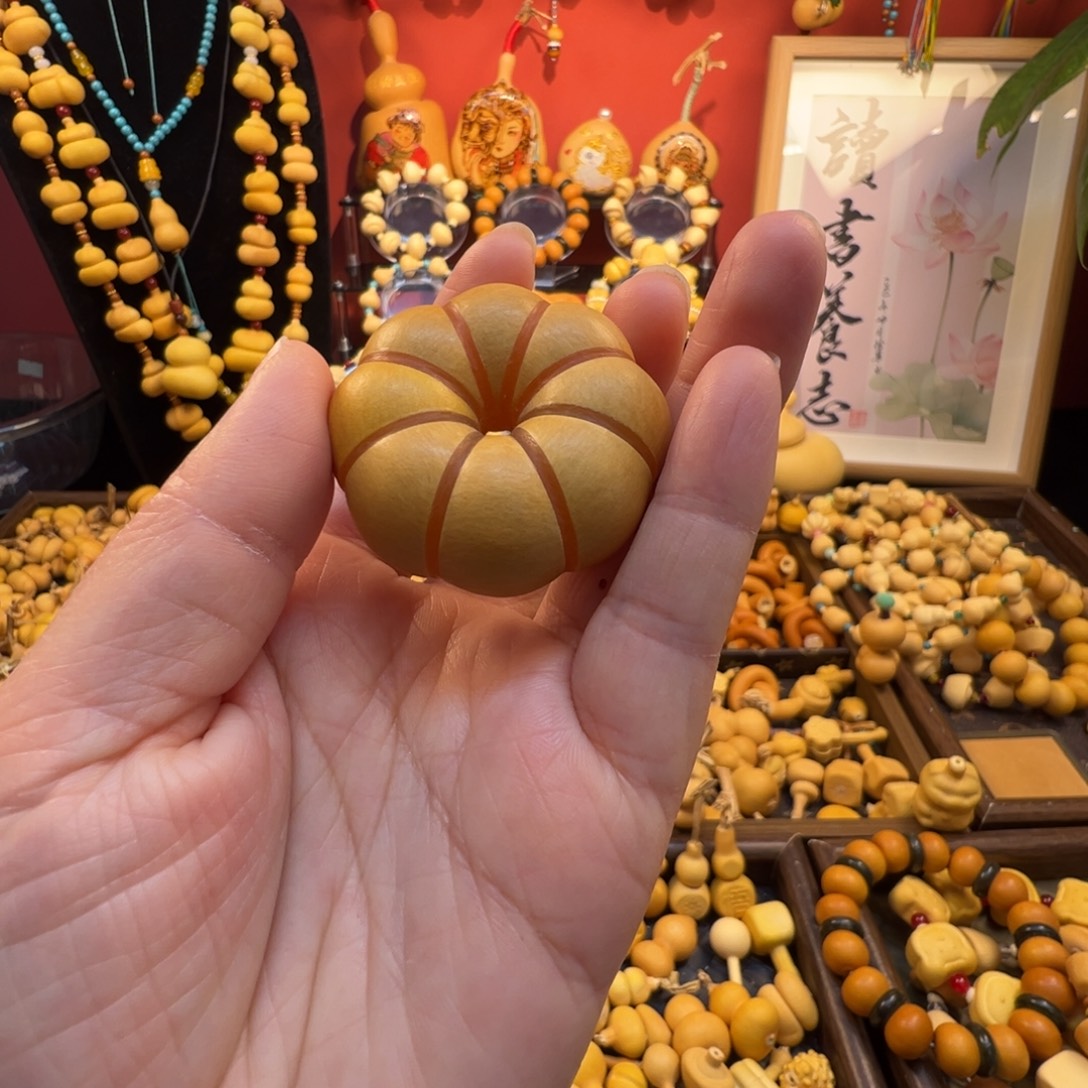 焦***侠甜甜圈 1，，，，，，，，，，