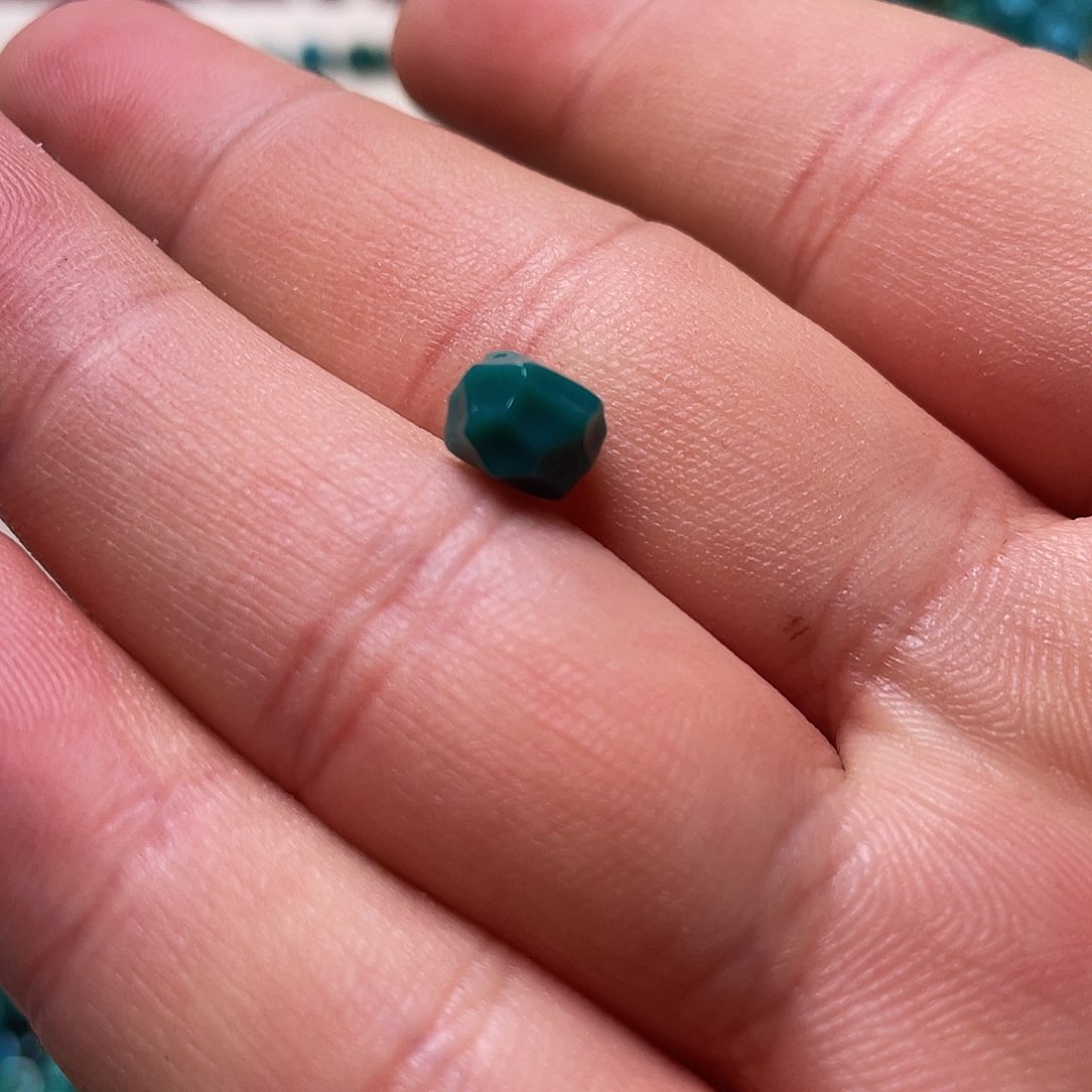 绿松石配饰8未镶嵌