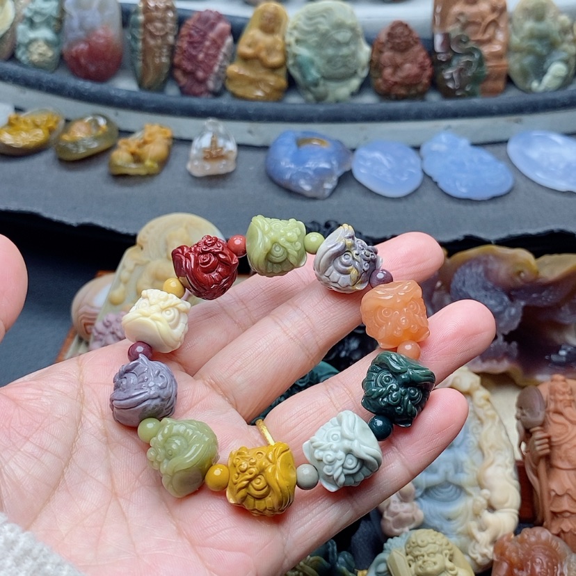 【闪购商品】定制石英质玉吊坠未镶嵌