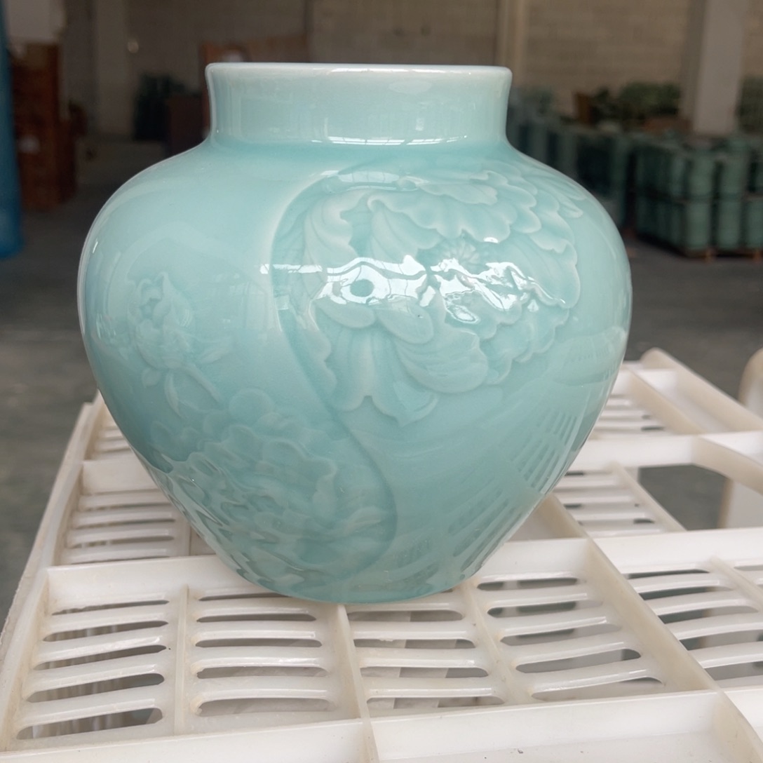 瓷片哈哈哈哈机会哈哈