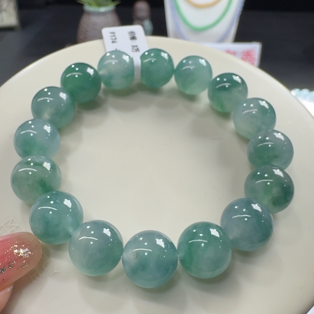 翡翠未镶嵌手链冰胶飘花碧海蓝天卡12.5高货同料巨漏！