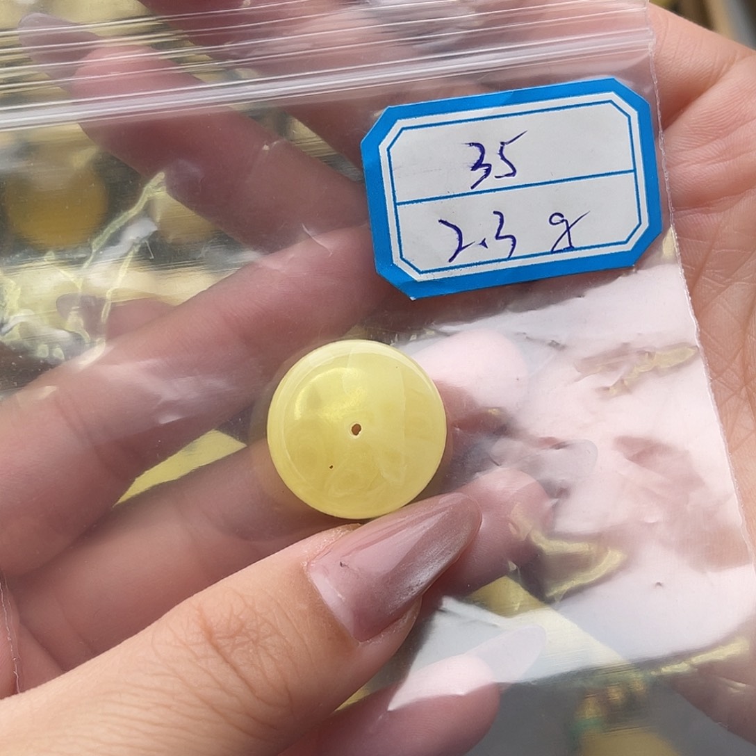 琥珀未镶嵌裸石蜜蜡梦微瑕