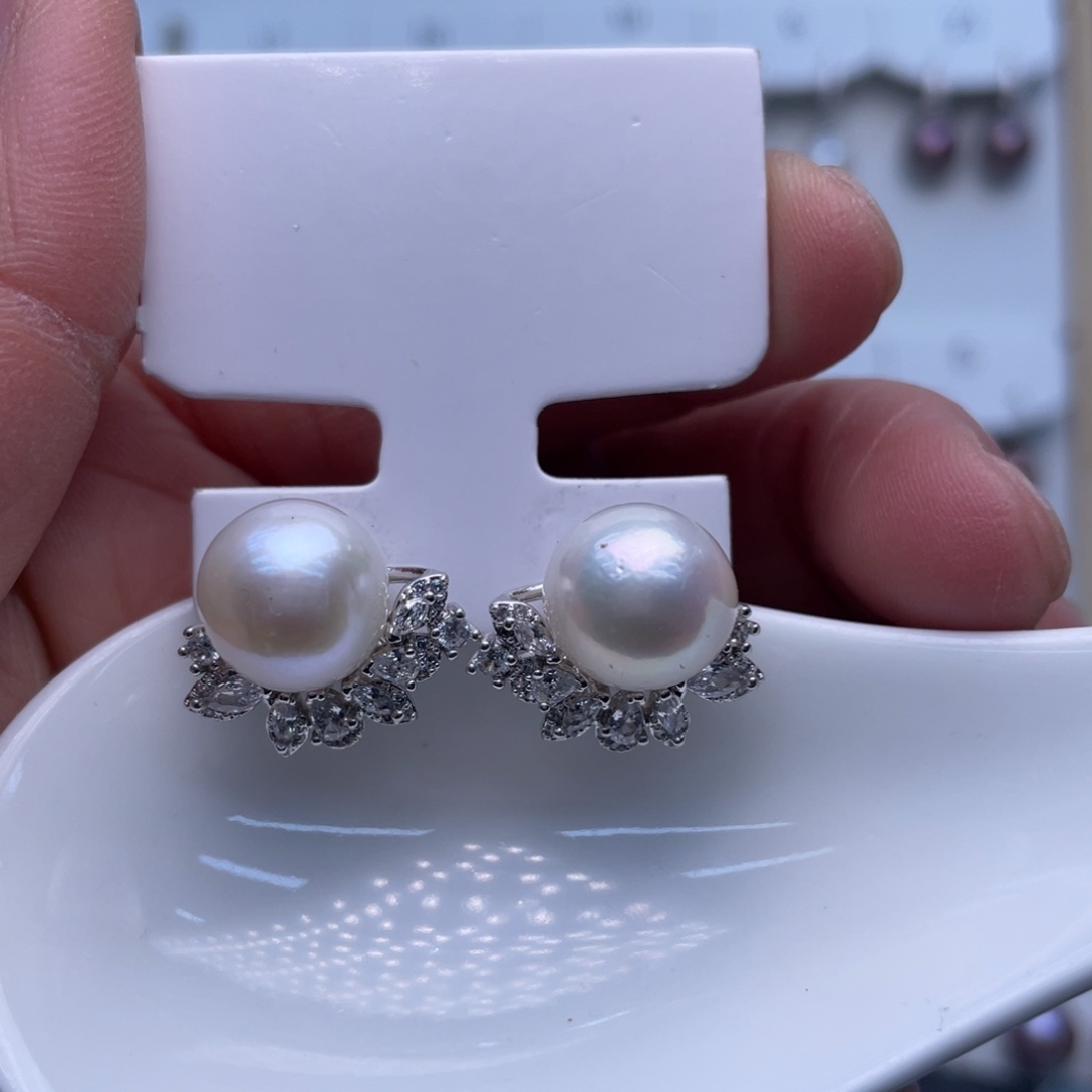 未镶嵌淡水珍珠耳饰