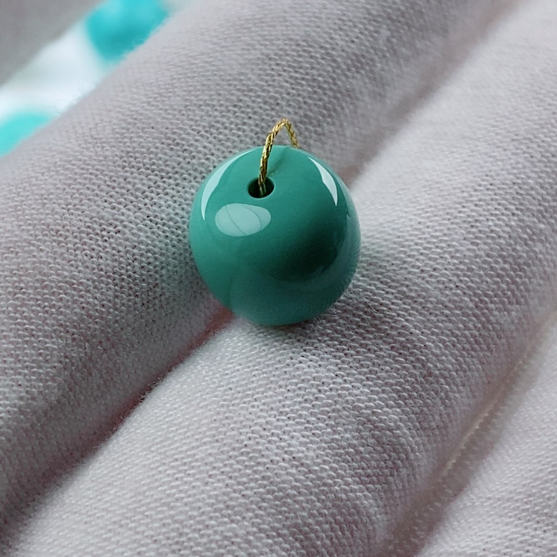 绿松石配饰未镶嵌