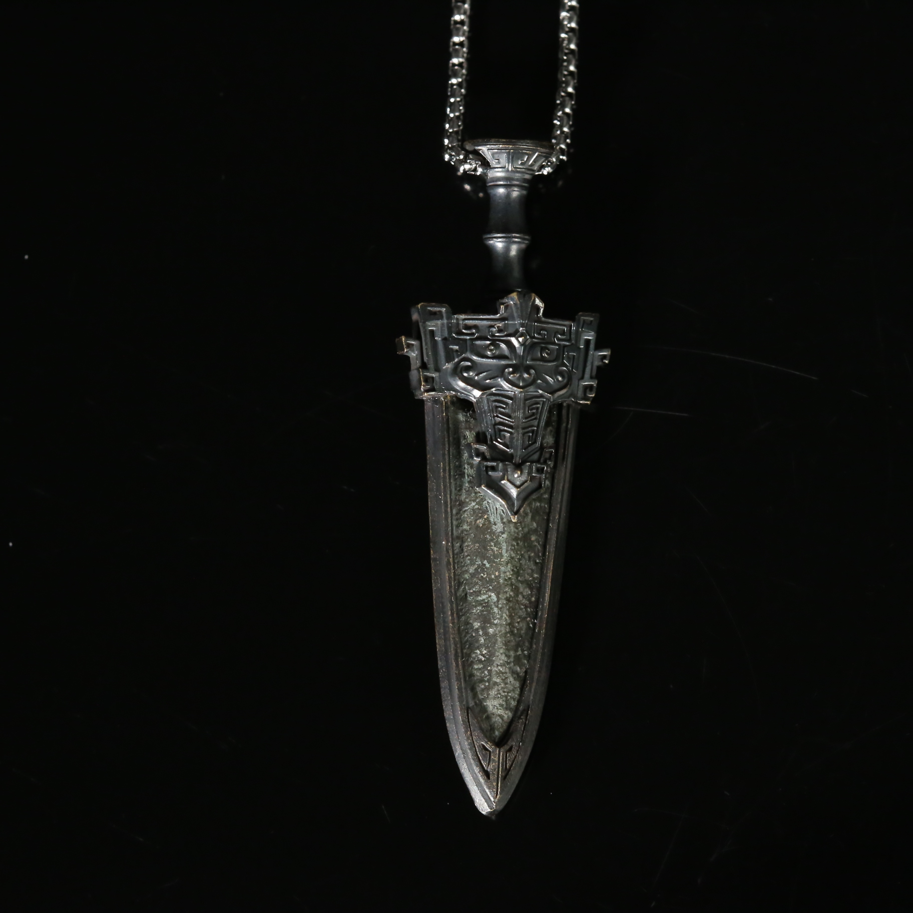 lot55明或更早铜箭头镶银吊坠