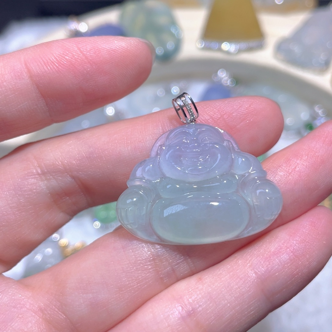 翡翠18K金镶嵌颈饰翡翠