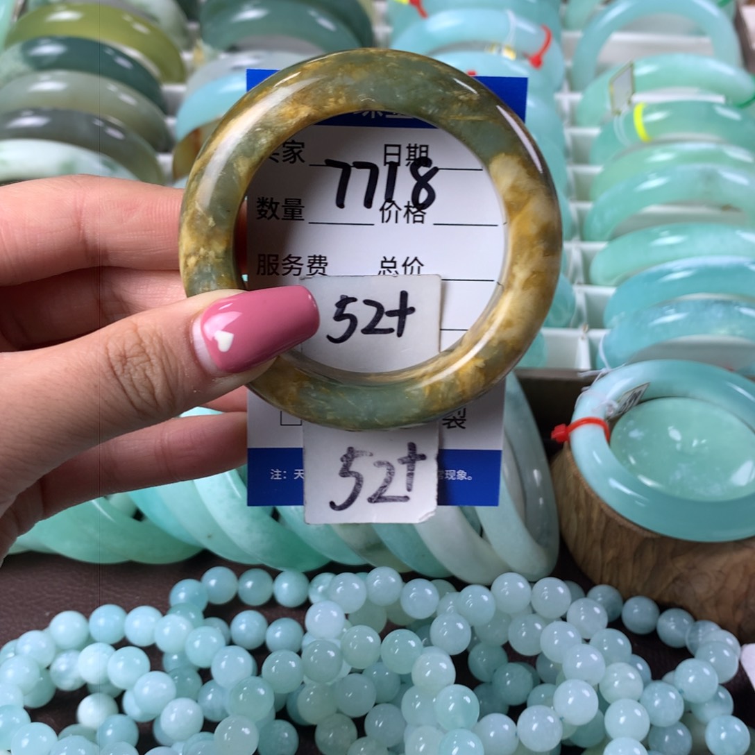 蛇纹石玉手镯未镶嵌7718