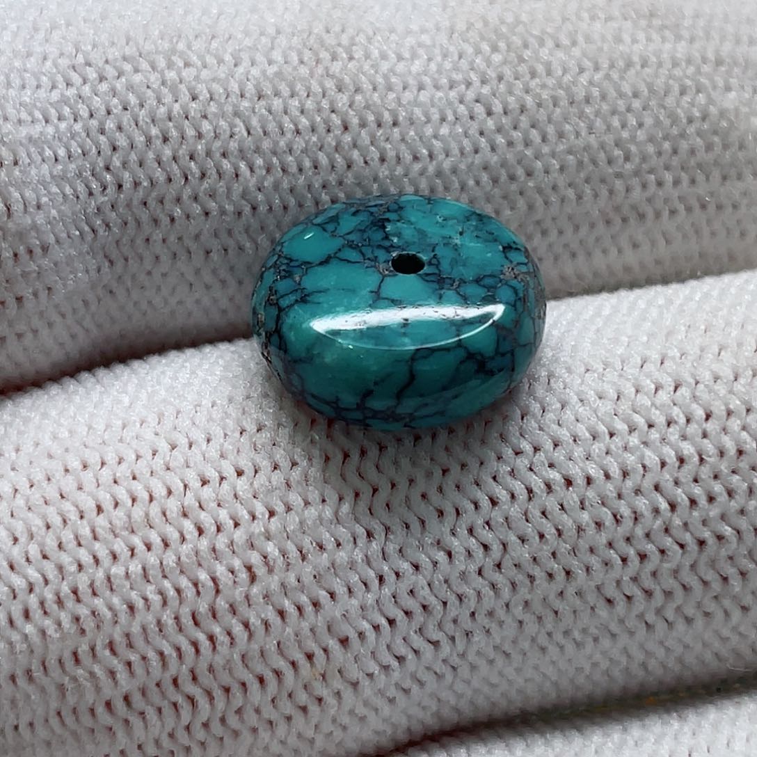 绿松石颈饰未镶嵌