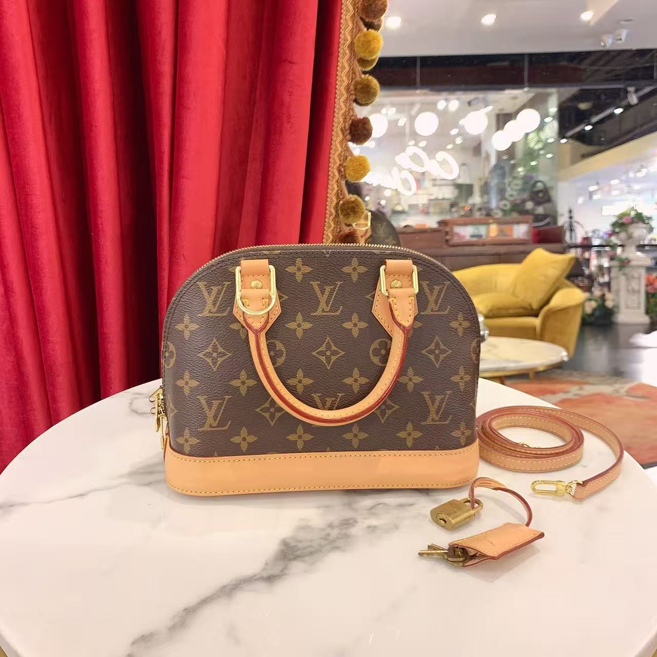 95新 LouisVuitton/路易威登 GGS bb贝壳包单肩包芯片款61846213