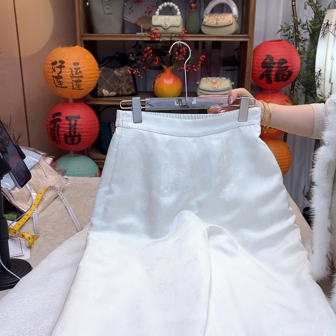 刺绣平铺腰围70棉裤