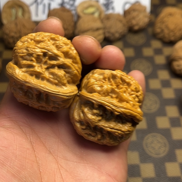 大叶紫檀（黑酸枝木类）