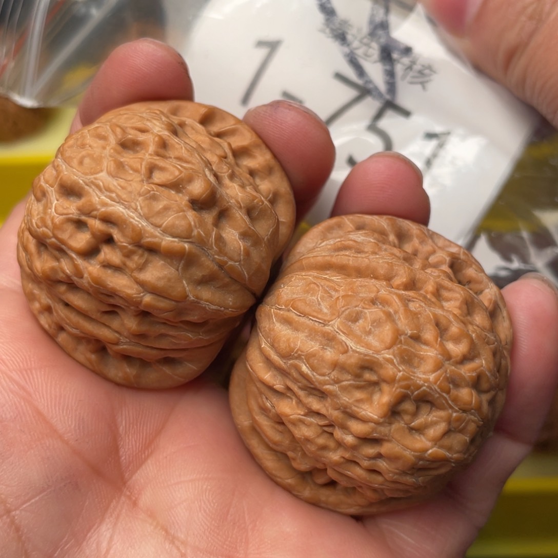 文玩核桃把件世****结铁锤40