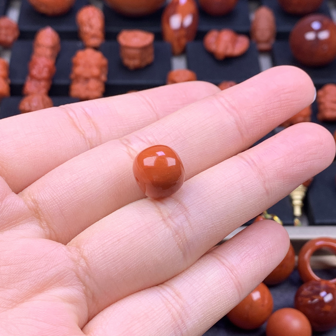 南红玛瑙川料老型单珠11MM+多样性发其一