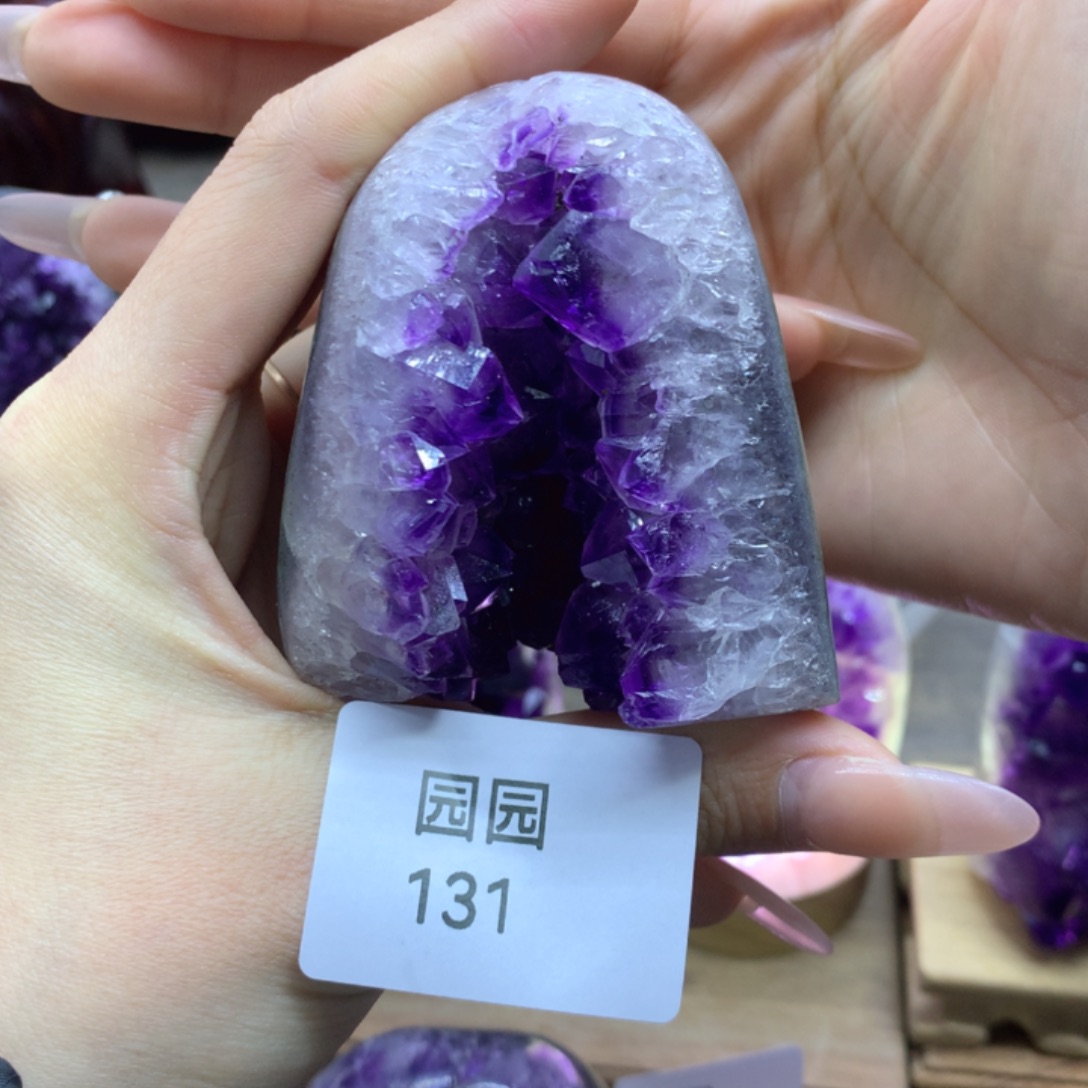 紫晶大型摆件（非配饰）未镶嵌