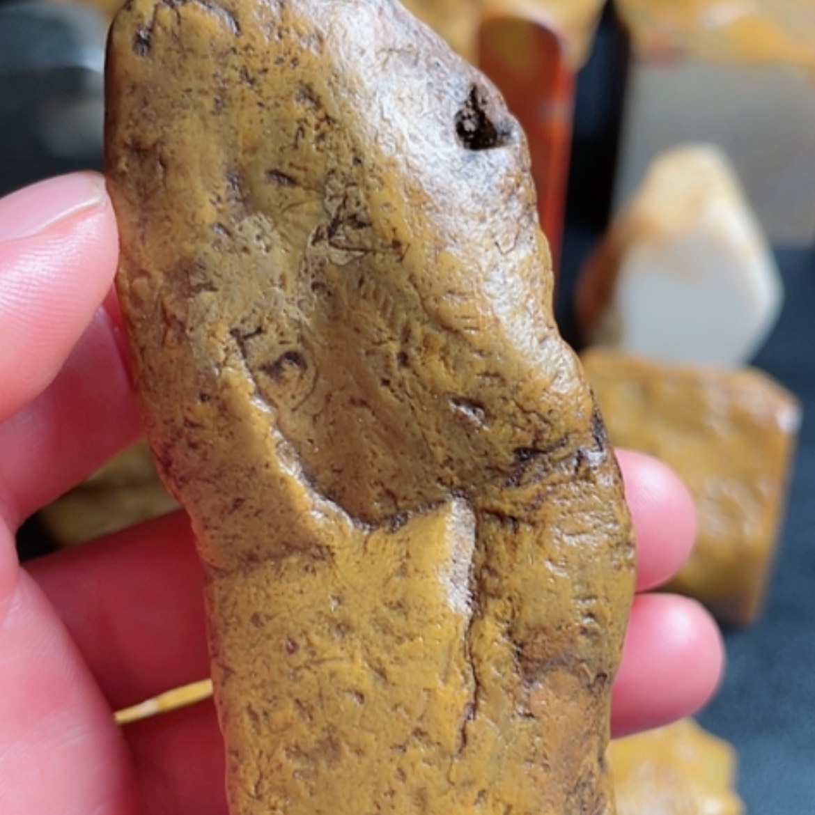 【闪购商品】昌化石灰*羊昌化田黄随型