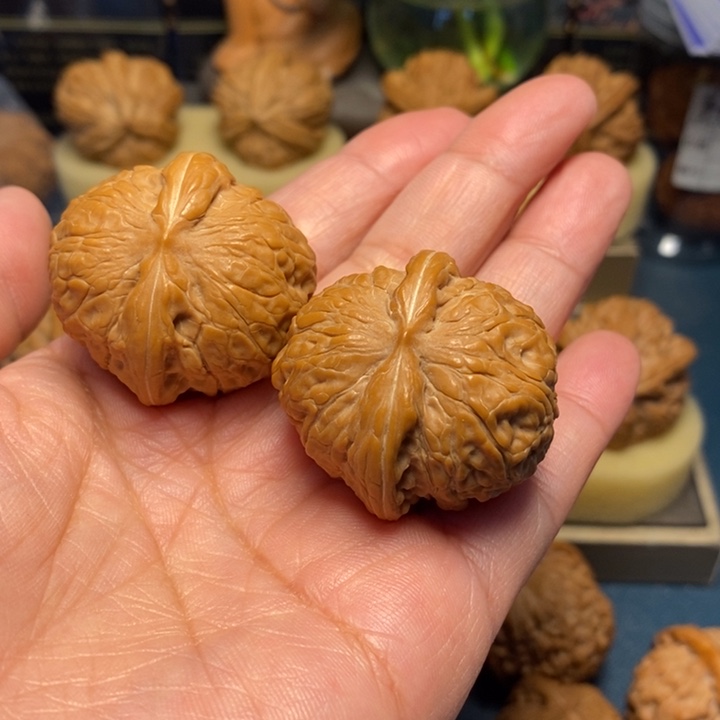 【闪购商品】把件文玩核桃夜明珠
