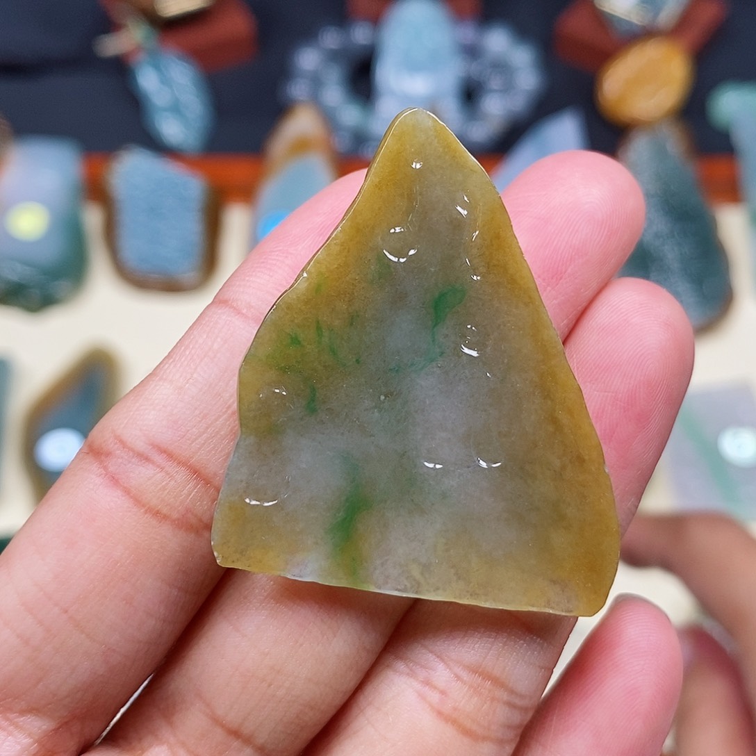 颈饰未镶嵌翡翠翡翠