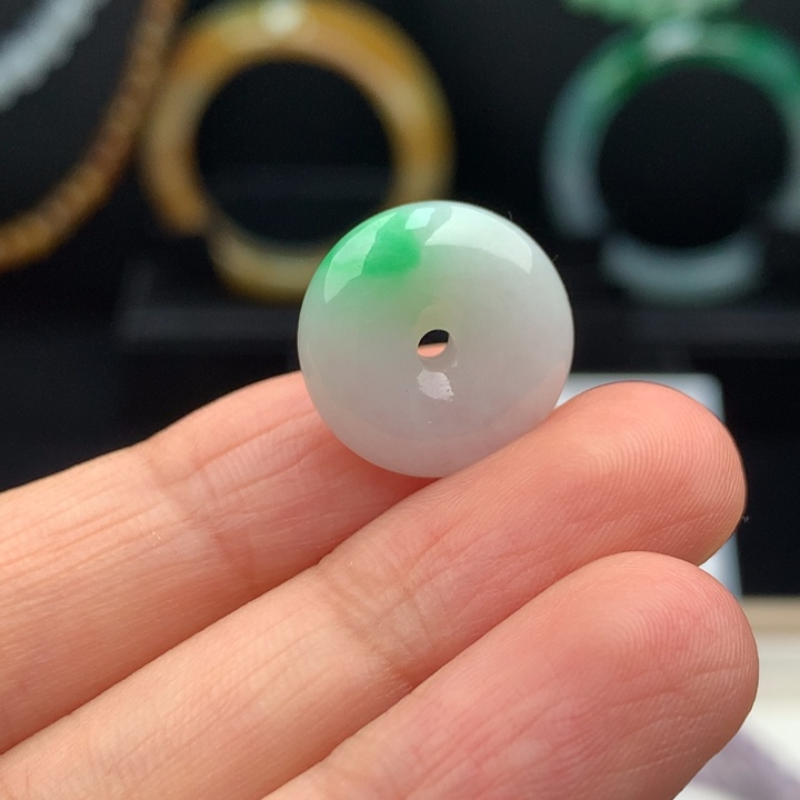 翡翠未镶嵌颈饰缅甸天然翡翠A货平安扣