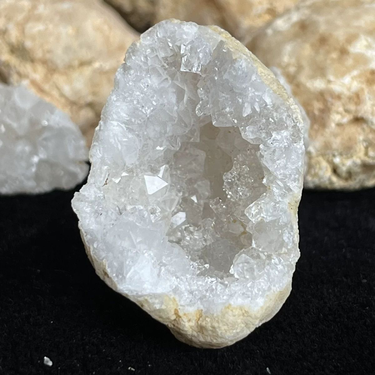 天然水晶摩洛哥晶洞白水晶洞原石矿石标本装饰聚宝盆摆件diy