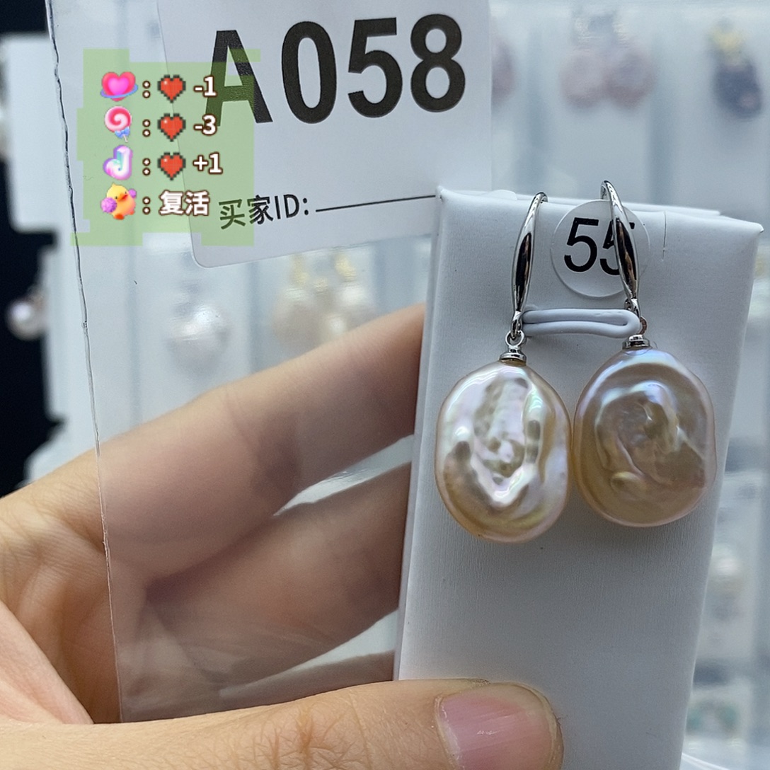 钛钢颈饰淡水珍珠