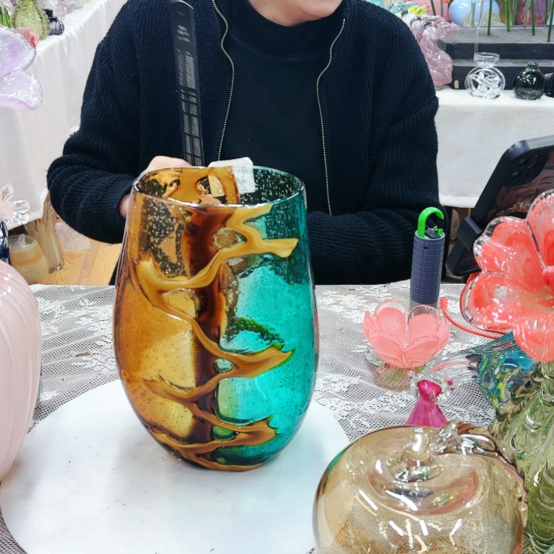 福利不退不换琉璃花瓶艺术品