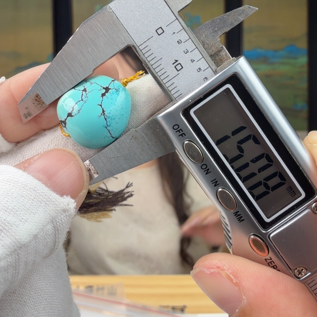 生***群绿松石未镶嵌珠宝奇石