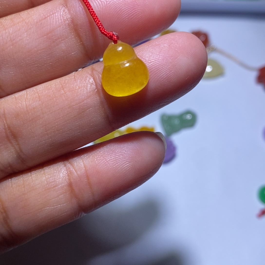 颈饰未镶嵌翡翠六***中