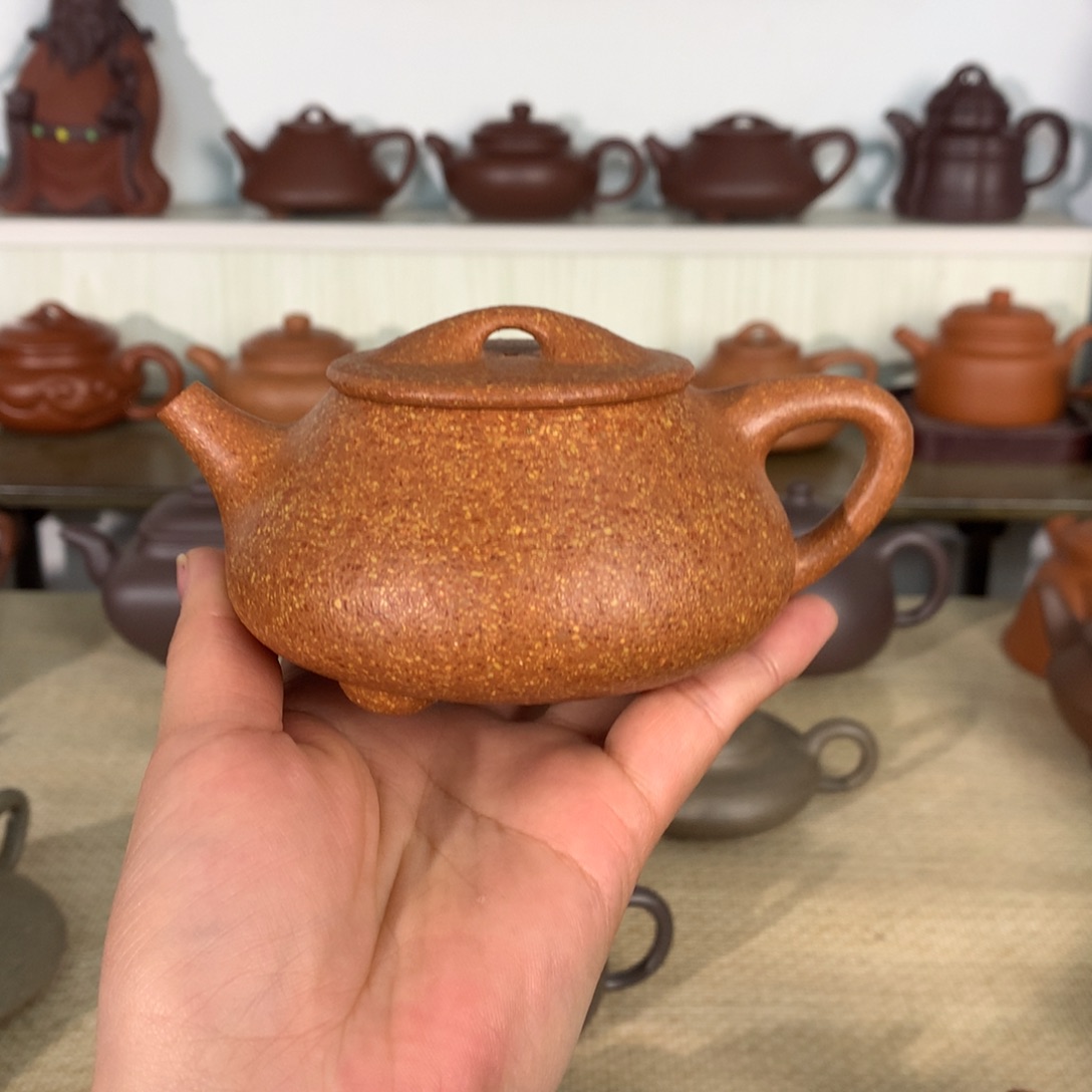 紫砂茶壶?****?手磨红降坡