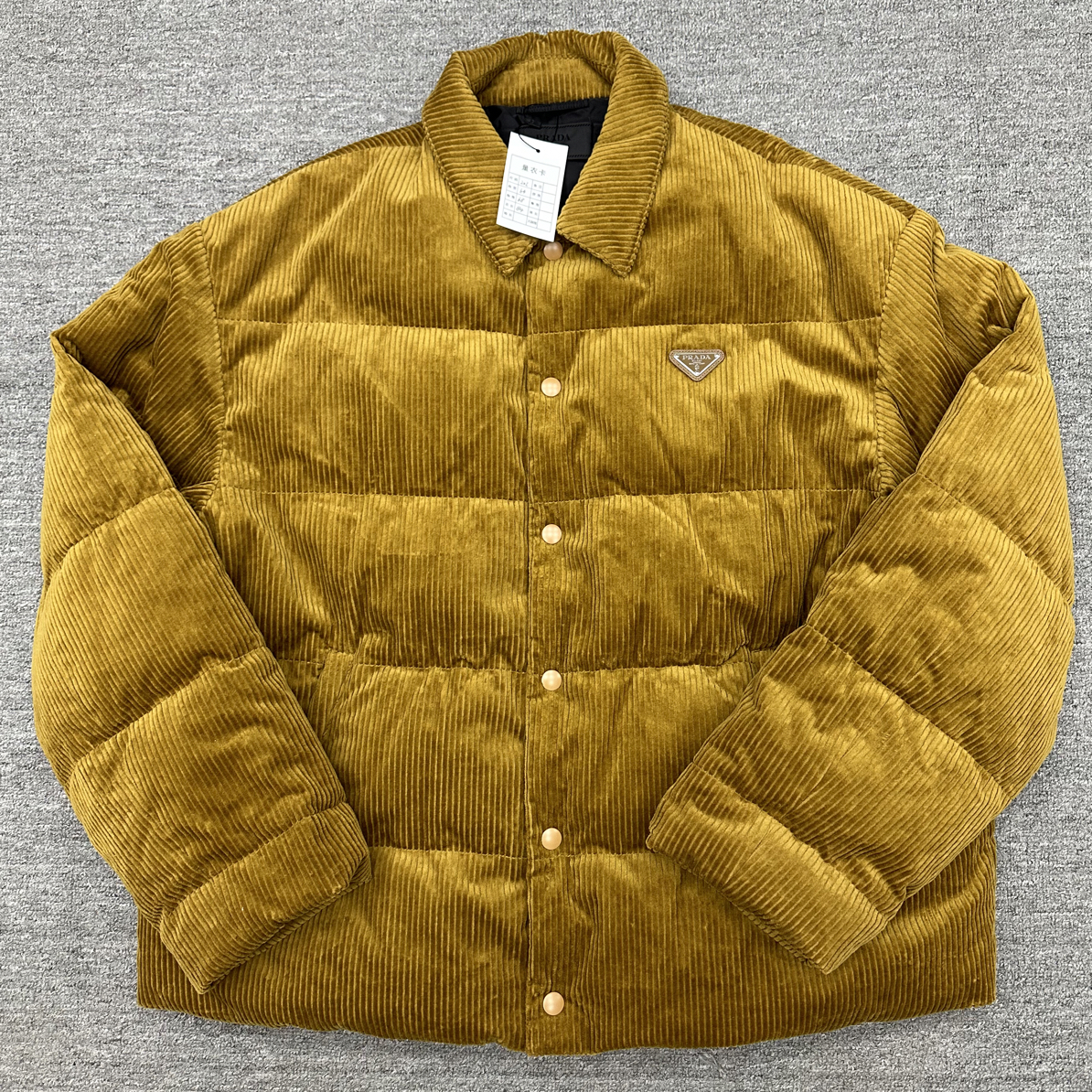 未使用 Prada/普拉达 2xl Prada 新款灯芯绒羽绒服 