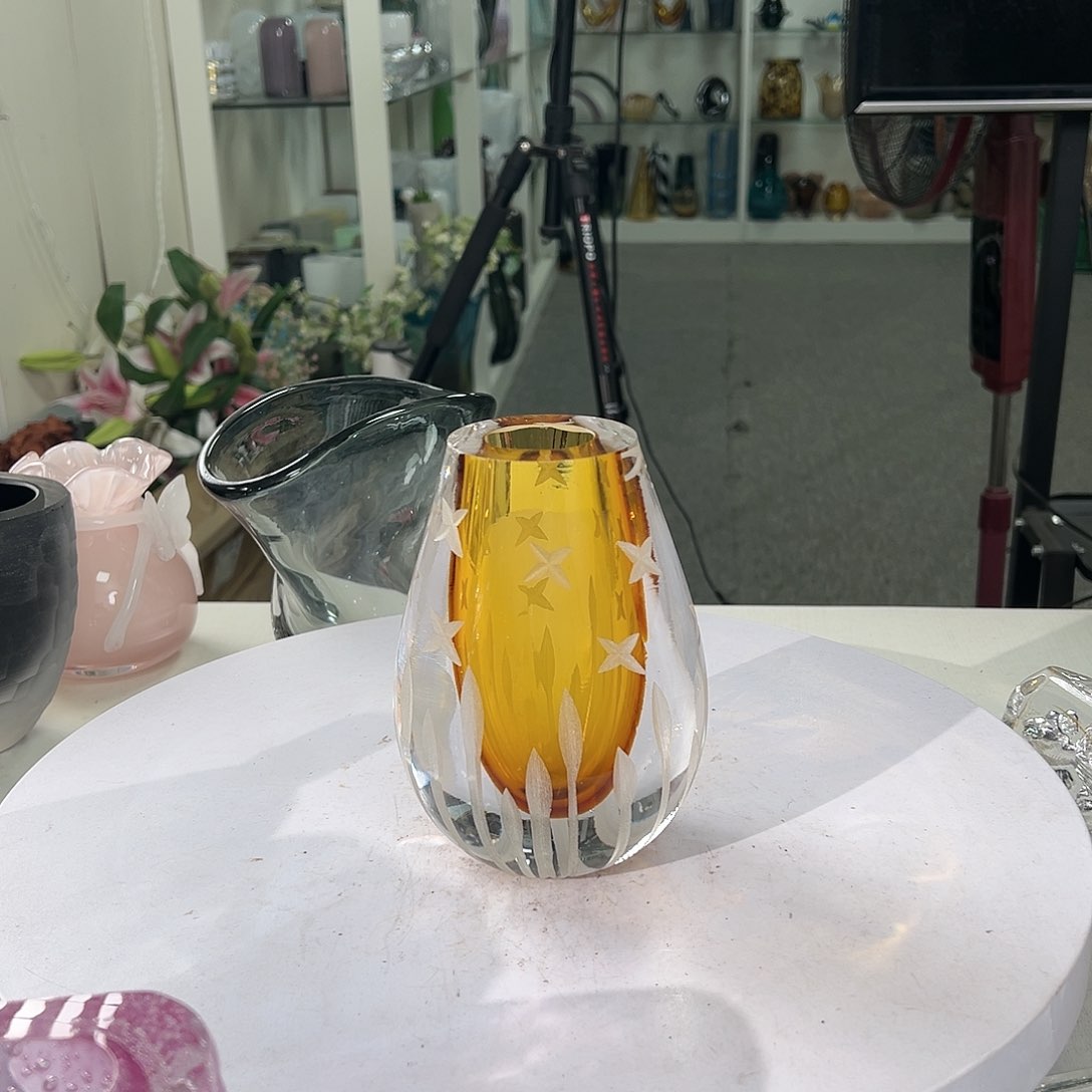 琉璃高15轻奢琉璃花器正常手工痕迹