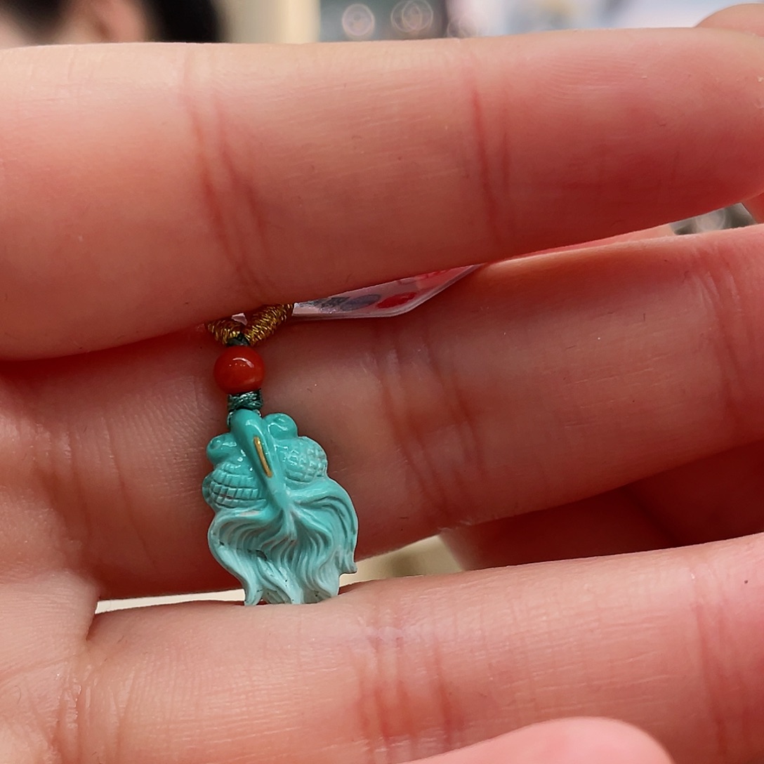 绿松石颈饰未镶嵌