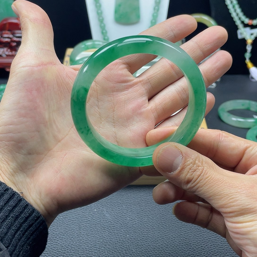 石英质玉手镯未镶嵌用****3