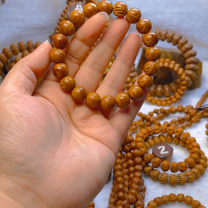 吊坠桃核龙纹光珠