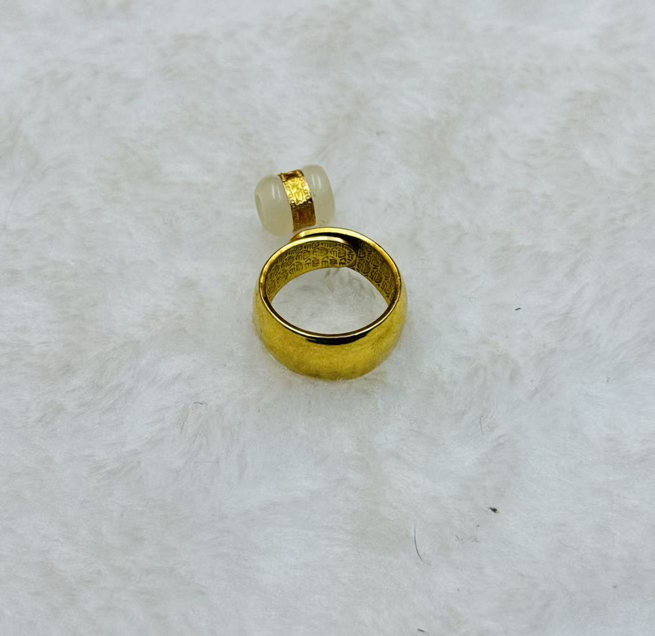 999豪镶素圈戒指玛瑙