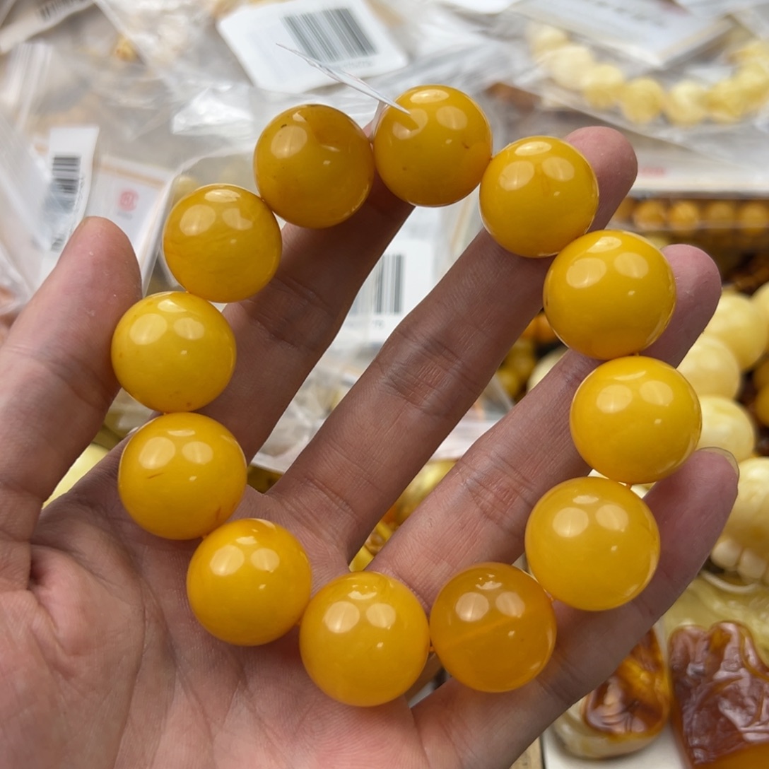 琥珀珠宝奇石未镶嵌