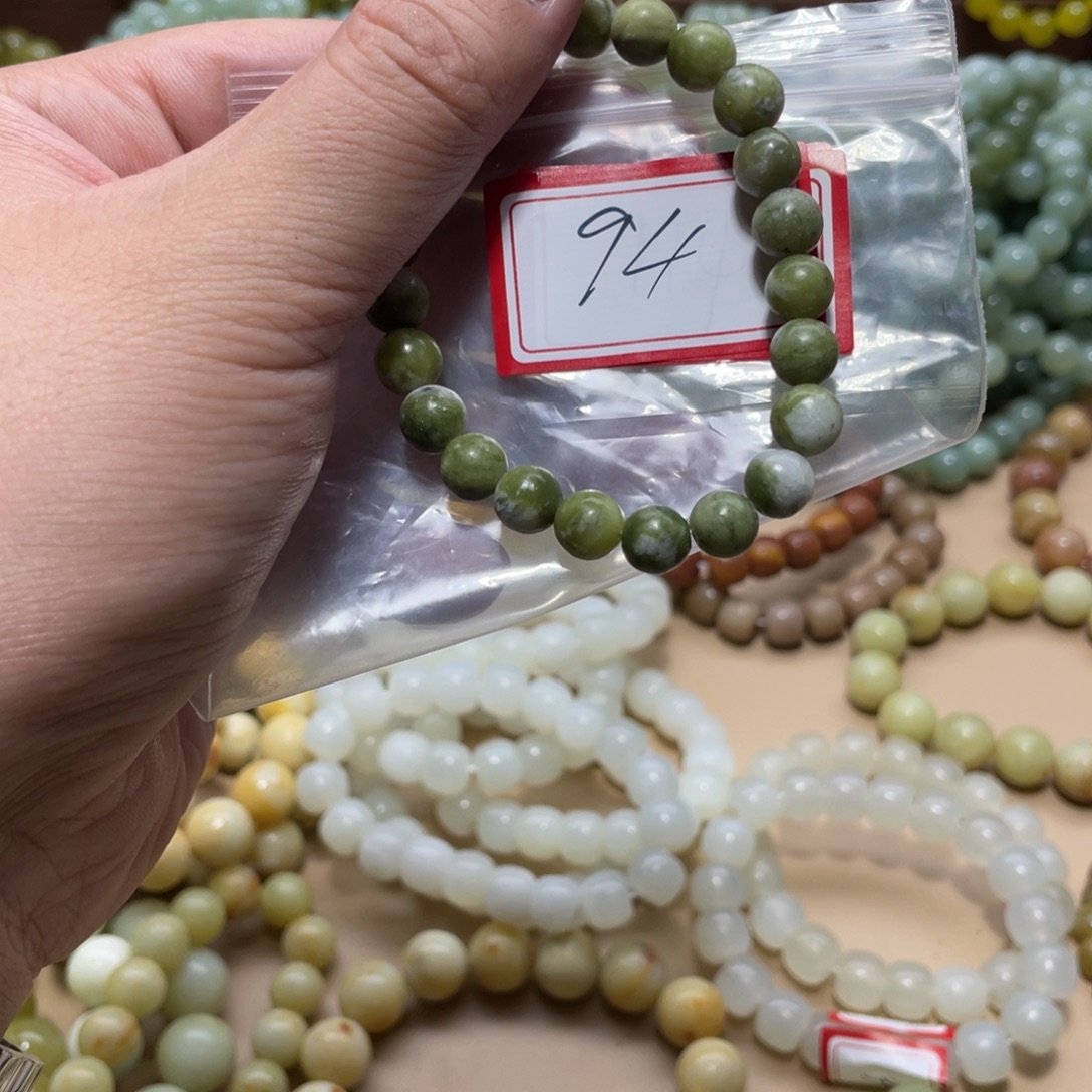 蛇纹石玉未镶嵌手链