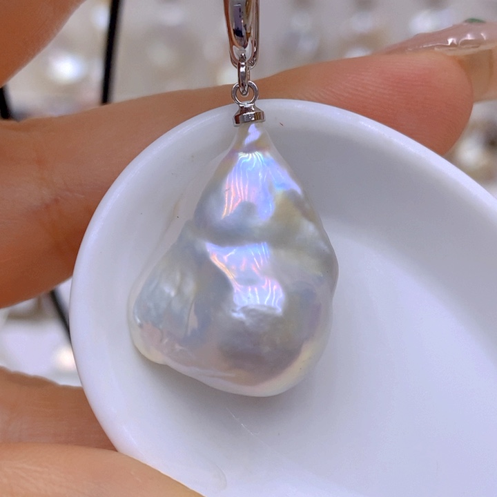 淡水珍珠吊坠(赠链)未镶嵌