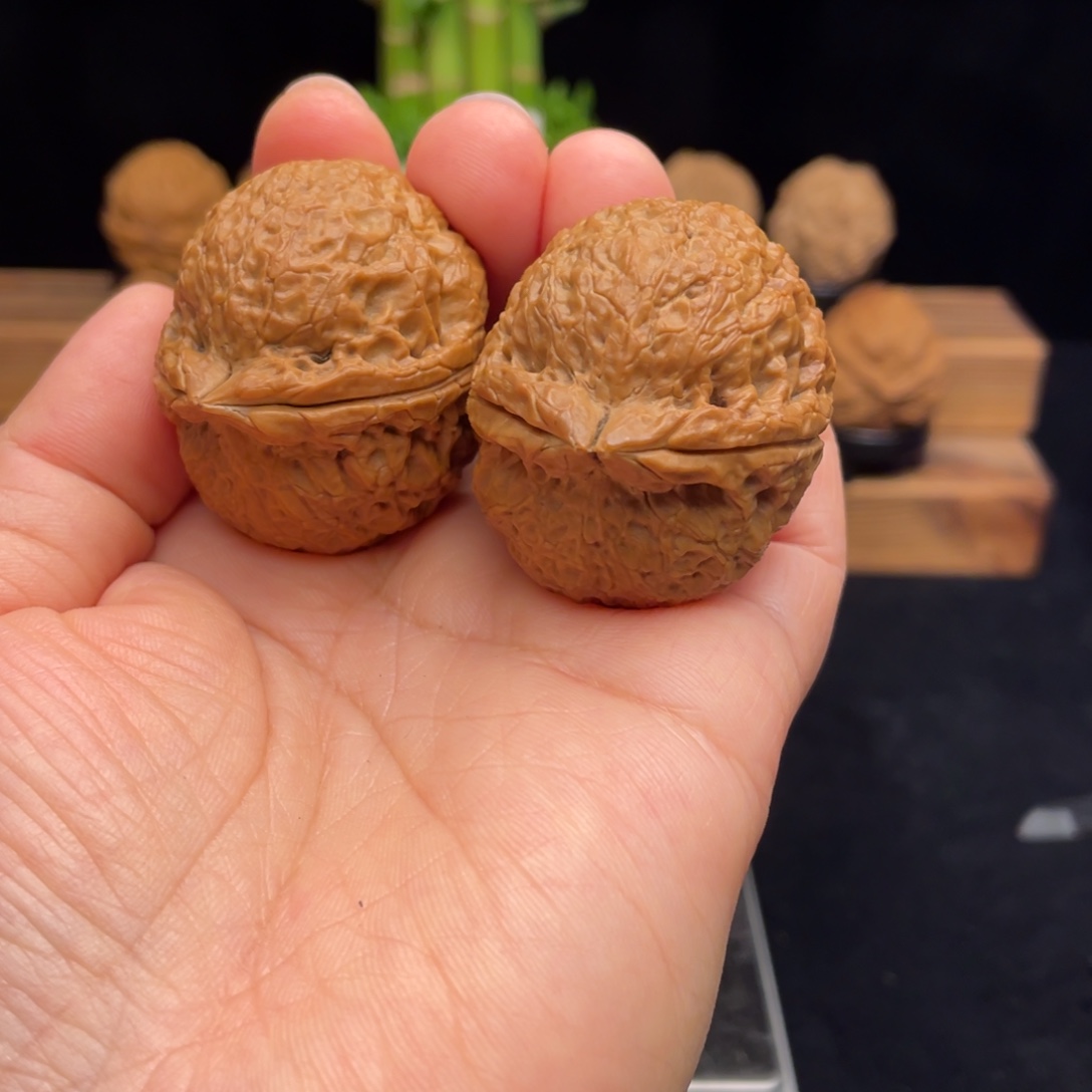 把件文玩核桃云南铁核桃33