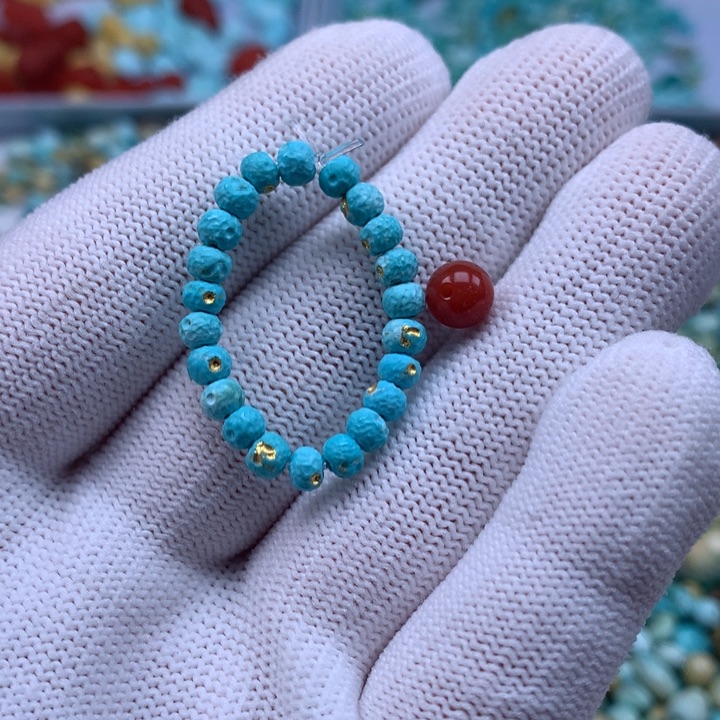 南红玛瑙未镶嵌珠宝奇石