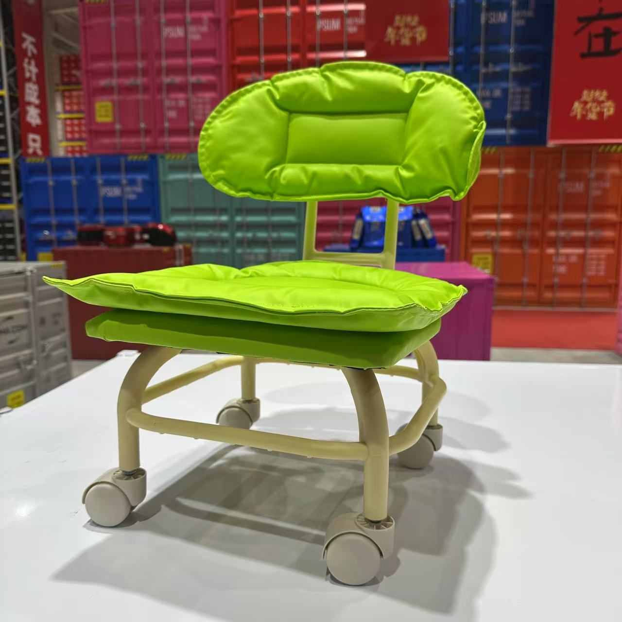 【品质高货】家用万向轮滑轮矮凳家用换鞋小椅子带娃移动靠背凳