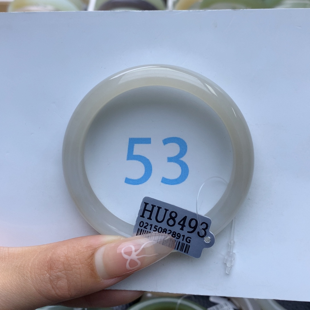 和田玉手镯未镶嵌青**水